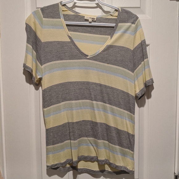 Aritzia Wilfred Free relaxed striped T-shirt - Picture 3 of 4